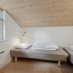 펜션 Three-bedroom With A Fireplace 08 *