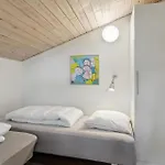Three-bedroom With A Fireplace 08 펜션 *