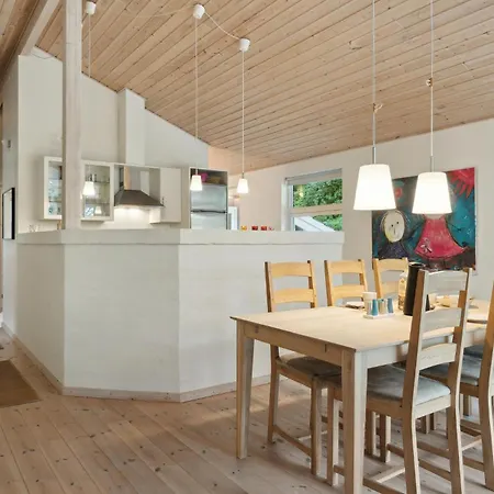 Three-bedroom With A Fireplace 08 *