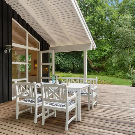 Three-bedroom With A Fireplace 08 * Hadsund