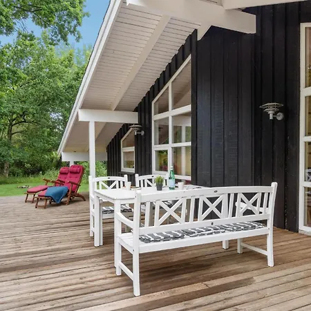 Three-bedroom With A Fireplace 08 Hadsund