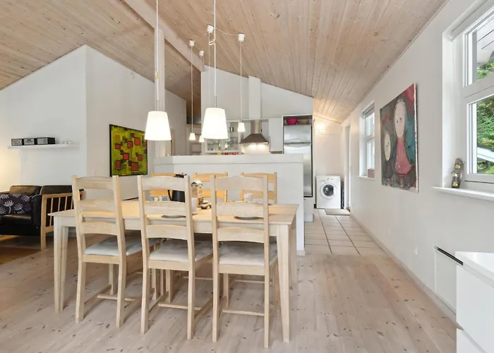 Дом отдыха Three-bedroom With A Fireplace 08 *