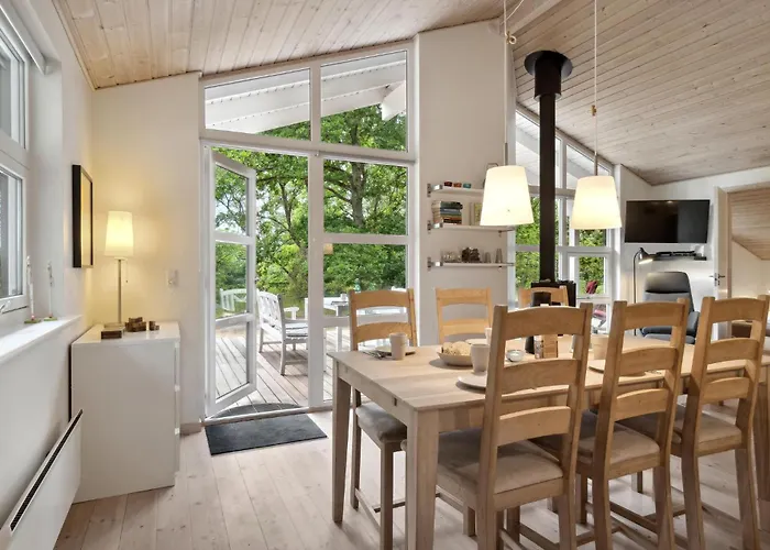 Three-bedroom With A Fireplace 08 Дом отдыха