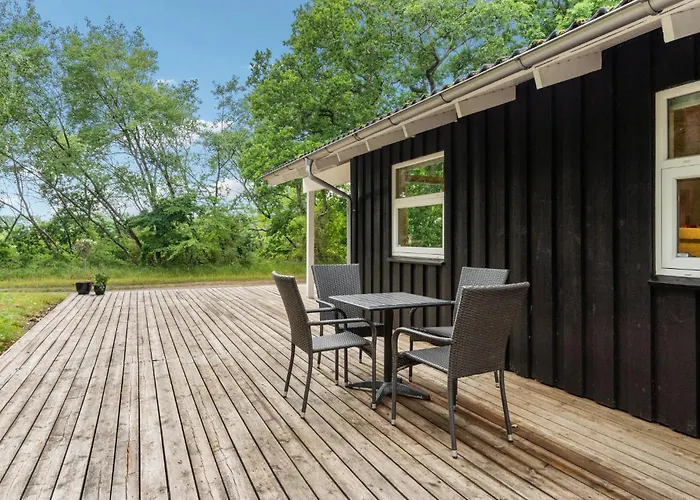 Three-bedroom With A Fireplace 08 * Hadsund