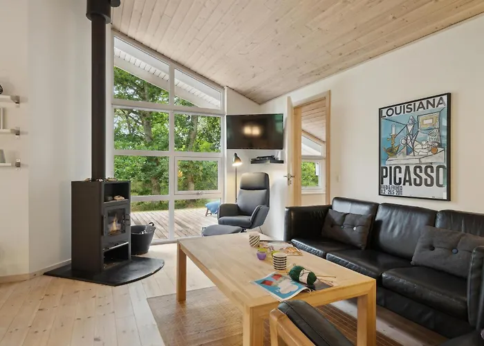 Three-bedroom With A Fireplace 08