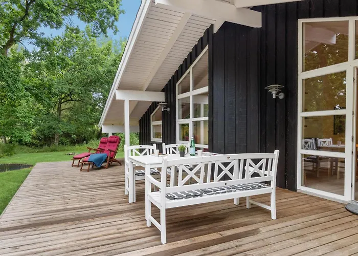 Three-bedroom With A Fireplace 08 Hadsund